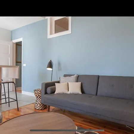 Charmoso Com Vista Rio * Lisboa