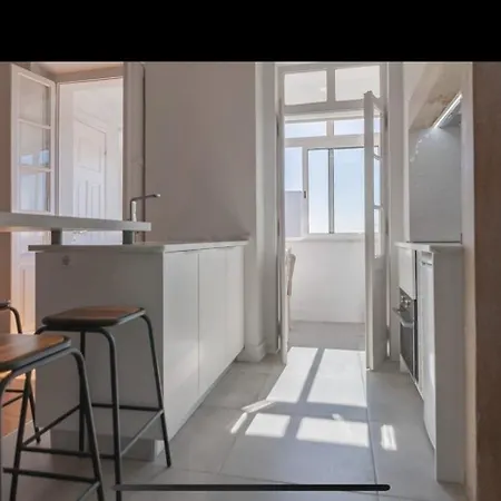 Апартаменты Charmoso Com Vista Rio Лиссабон